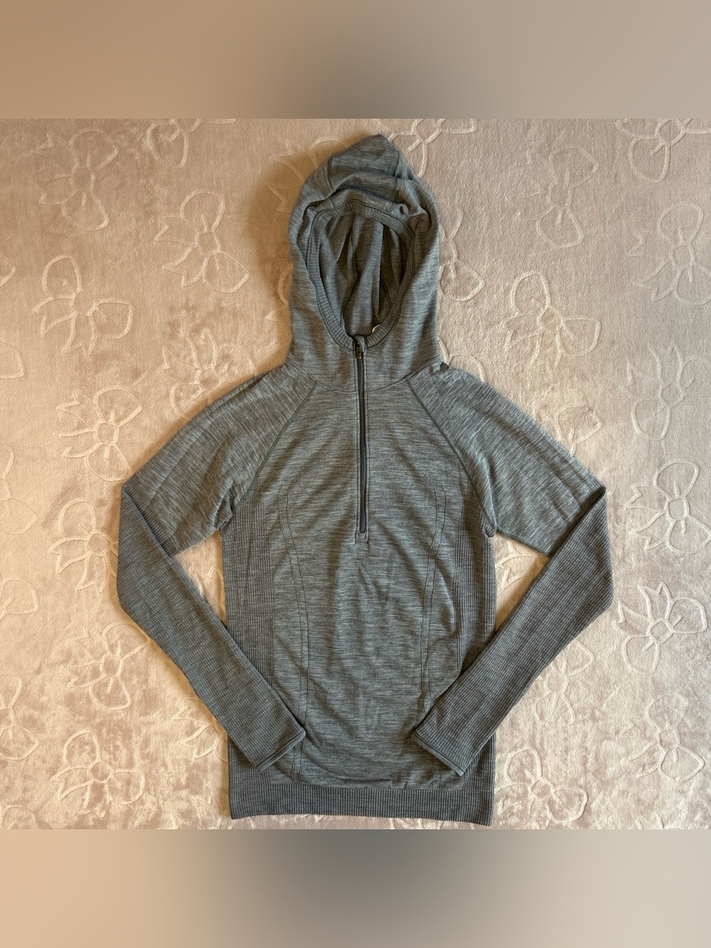 Women’s Gray Lululemon Swiftly Wool 1/2 Zip Hoodie